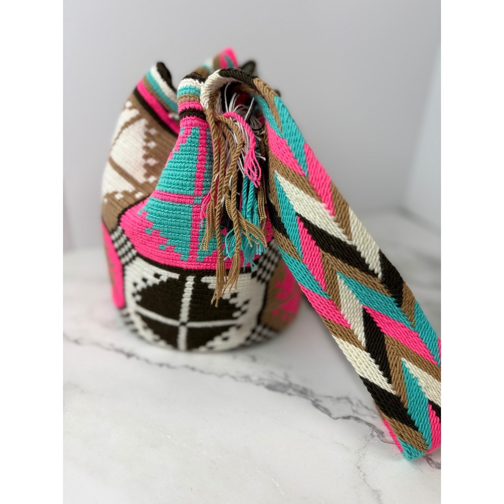 Wayuu Mochila Handmade Crochet Bag Pink Teak Geometric Design Boho - Picture 3 of 6